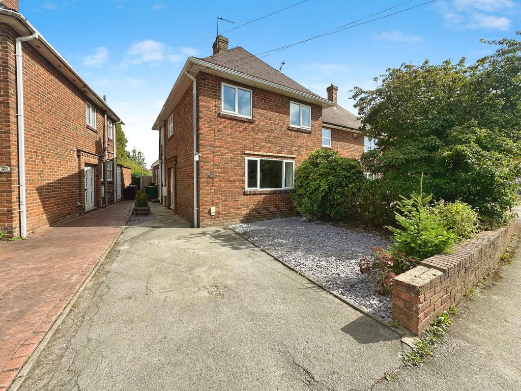 Property photo 1 of 23