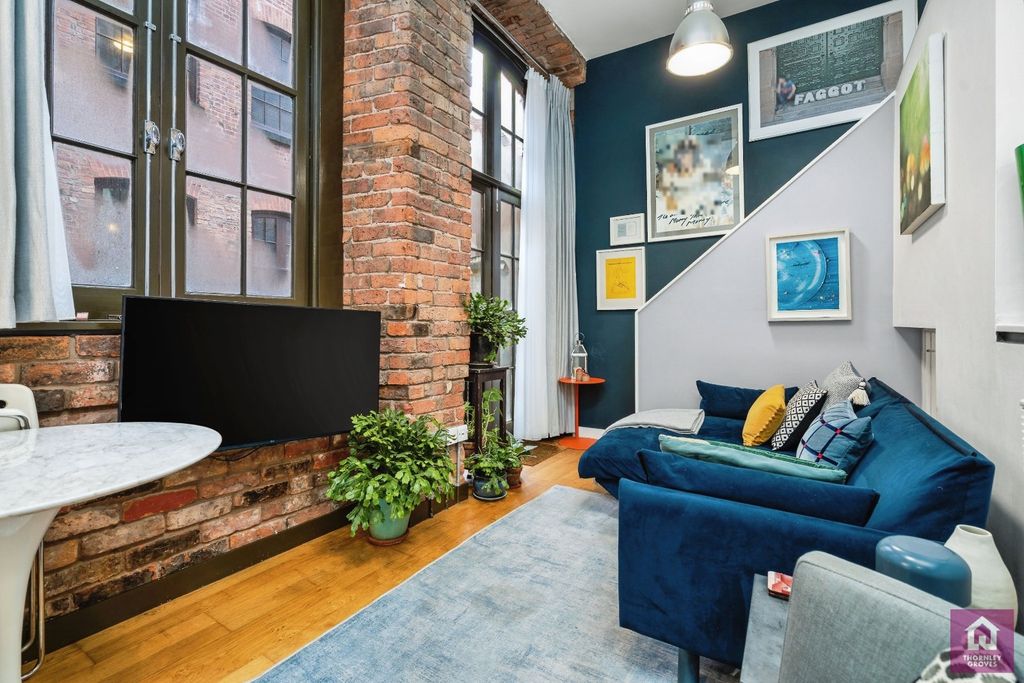 Property photo 2 of 18 Picture No. 22