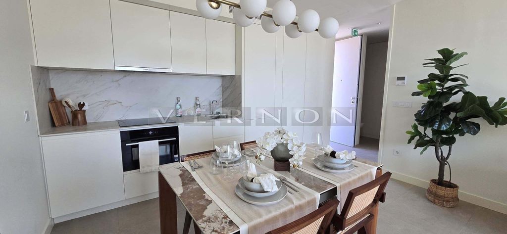 Property photo 3 of 28