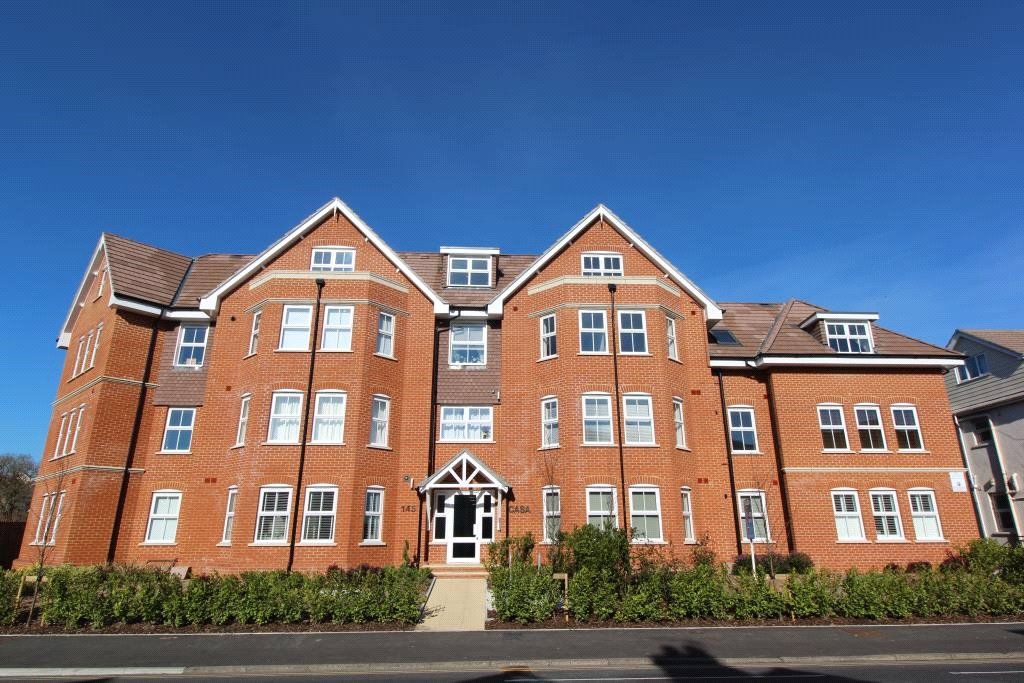 Property photo 1 of 11 Bournemouth Road