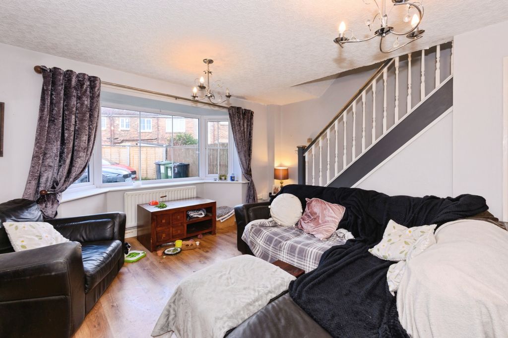 Property photo 3 of 15