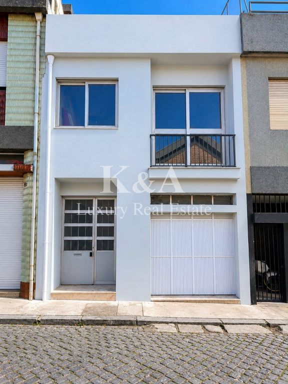 Property photo 2 of 3