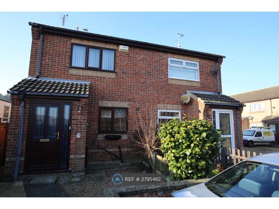 Property photo 2 of 17