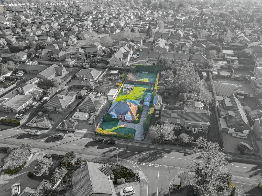 Property photo 2 of 26 Locks Rd View Lb.Jpg