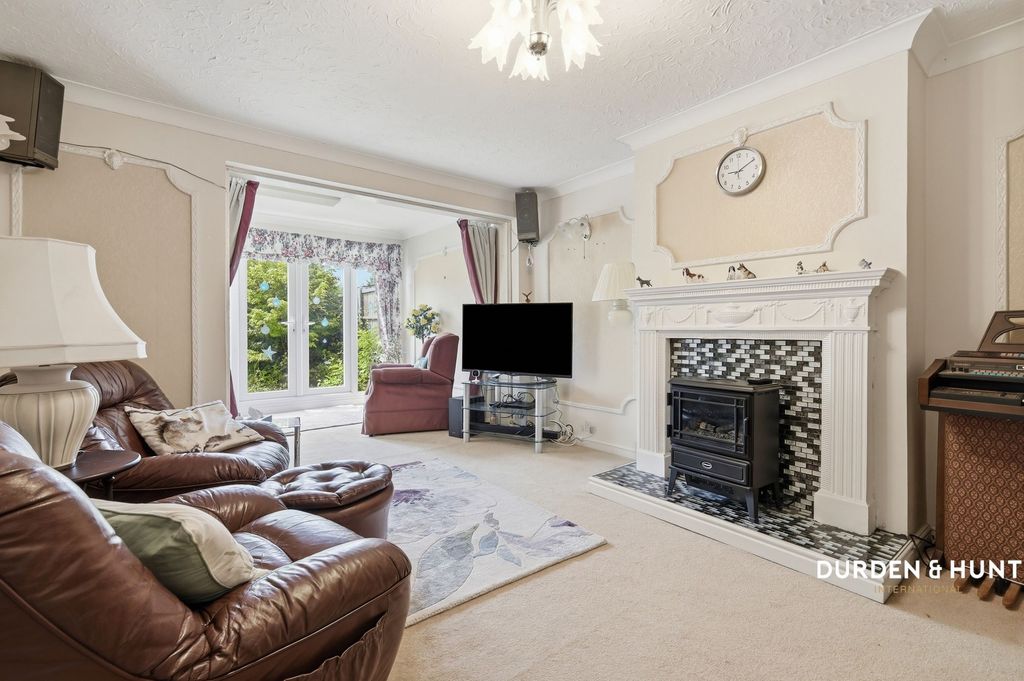 Property photo 2 of 22