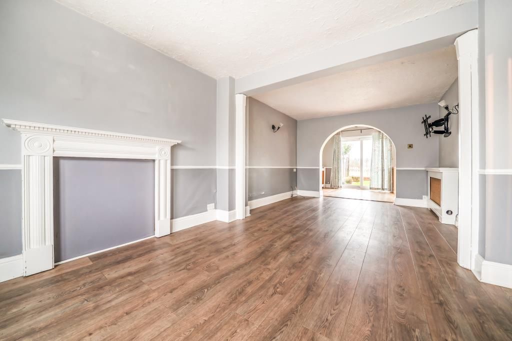 Property photo 2 of 18 Living Dining Room
