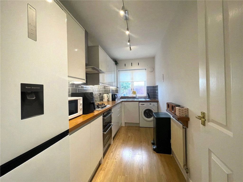 Property photo 3 of 8 Picture No. 07