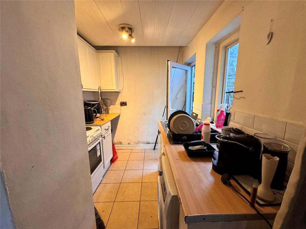 Property photo 2 of 7 Picture No. 03