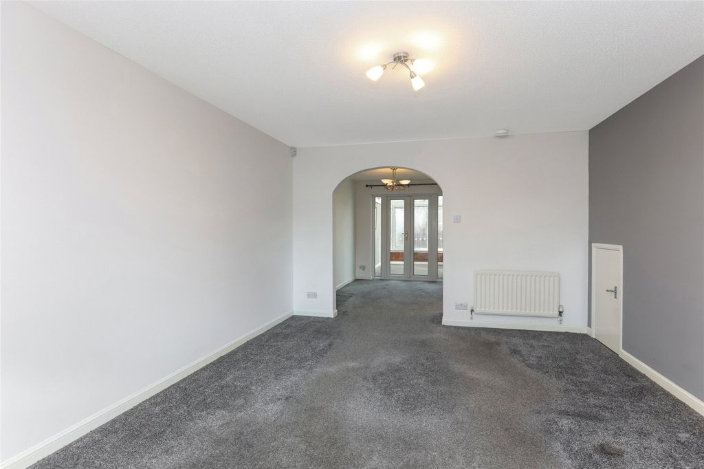 Property photo 3 of 18 Picture No. 03