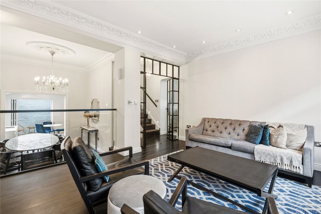 Property photo 3 of 16 Reception Room