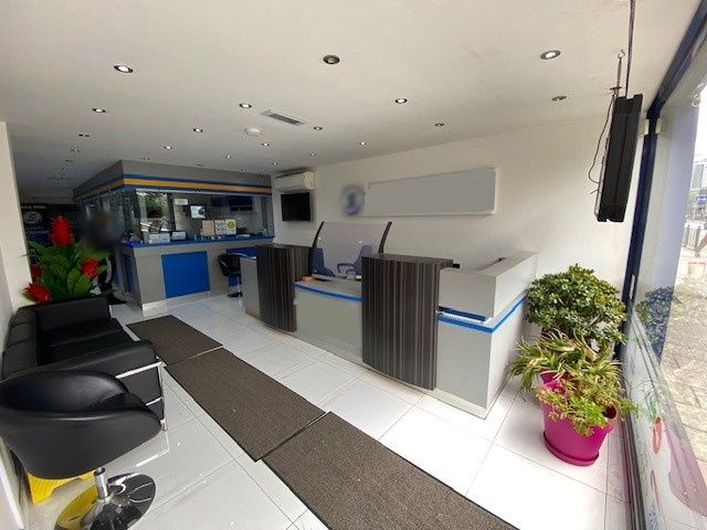 Property photo 2 of 10