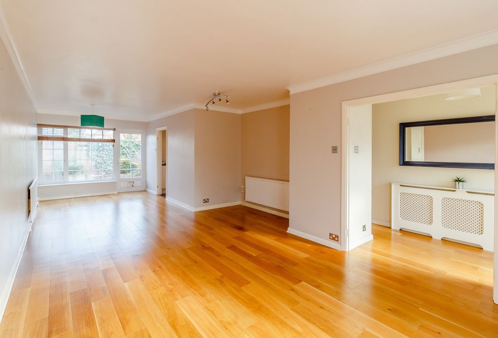 Property photo 2 of 9 Reception/Dining Roo