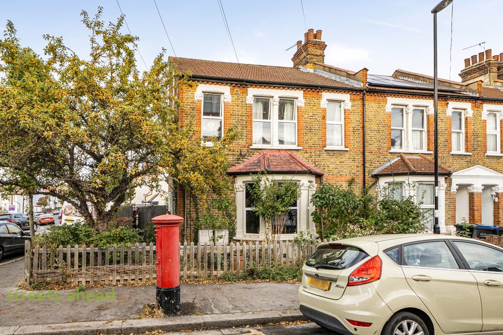 Property photo 2 of 15 985Be7Fd-2Ef0-431...
