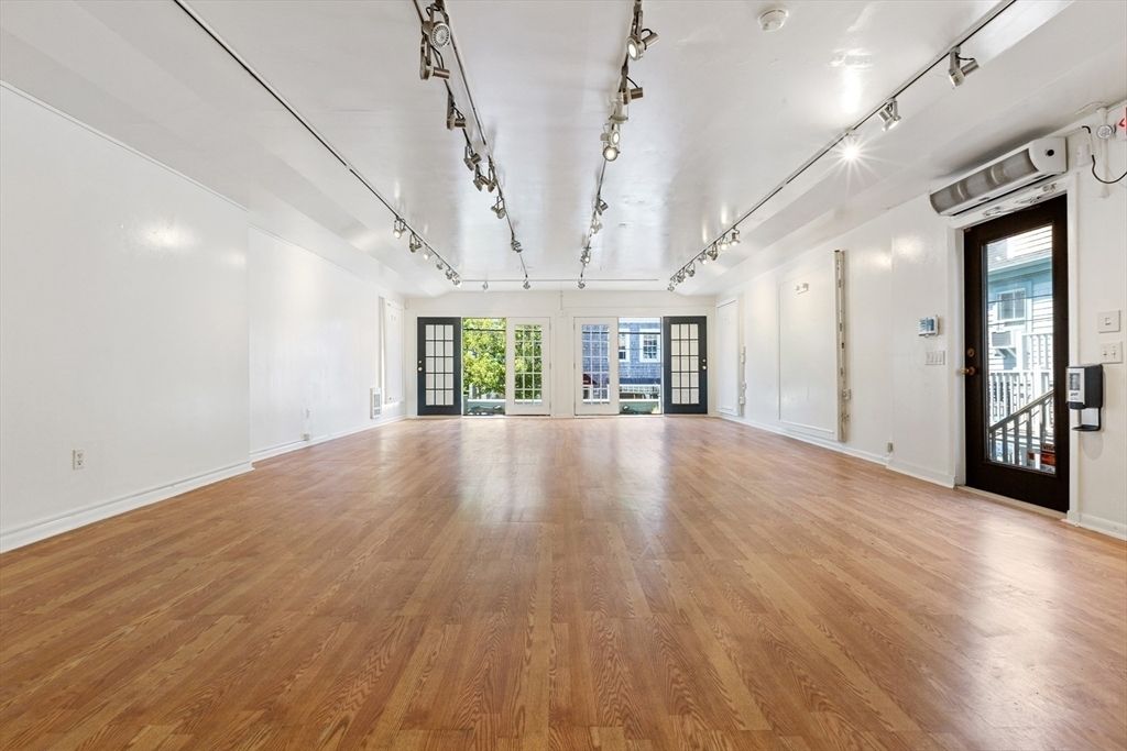 Property photo 2 of 20 <Alttext/>
