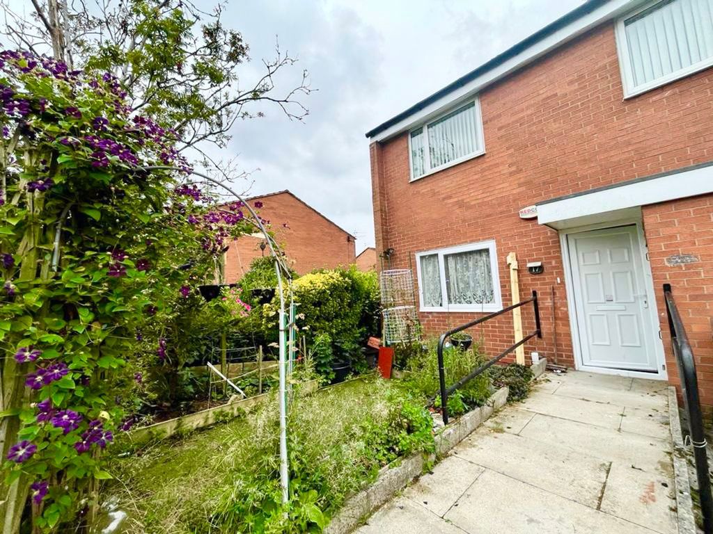 Property photo 1 of 6 Photo 2