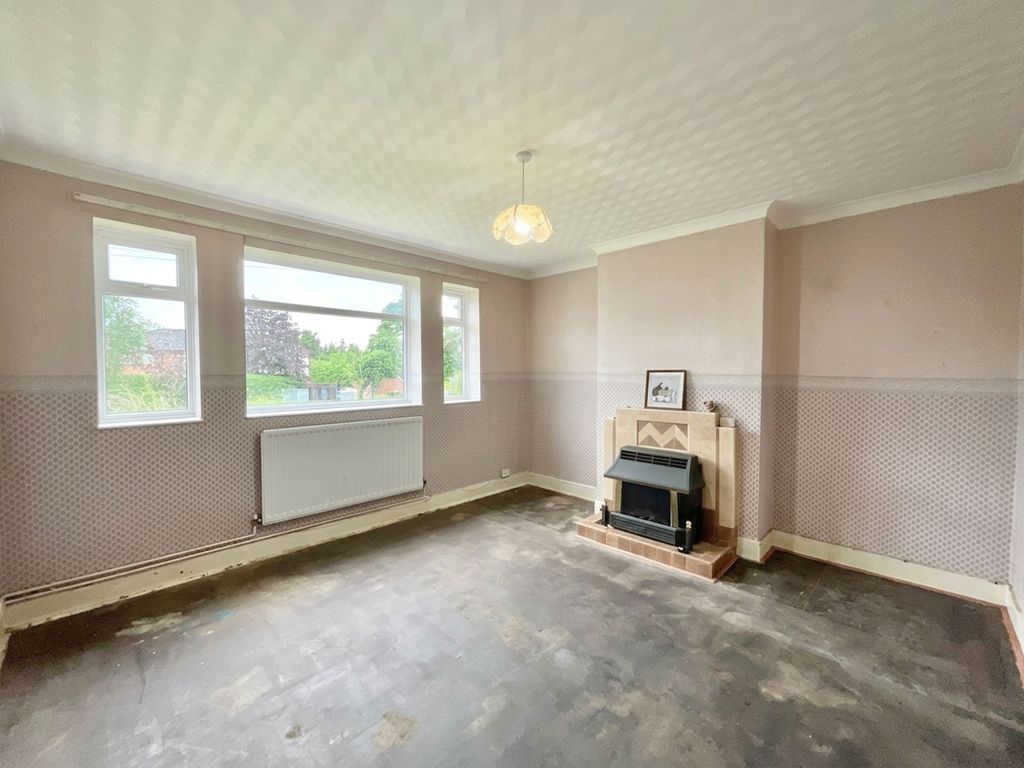 Property photo 3 of 33