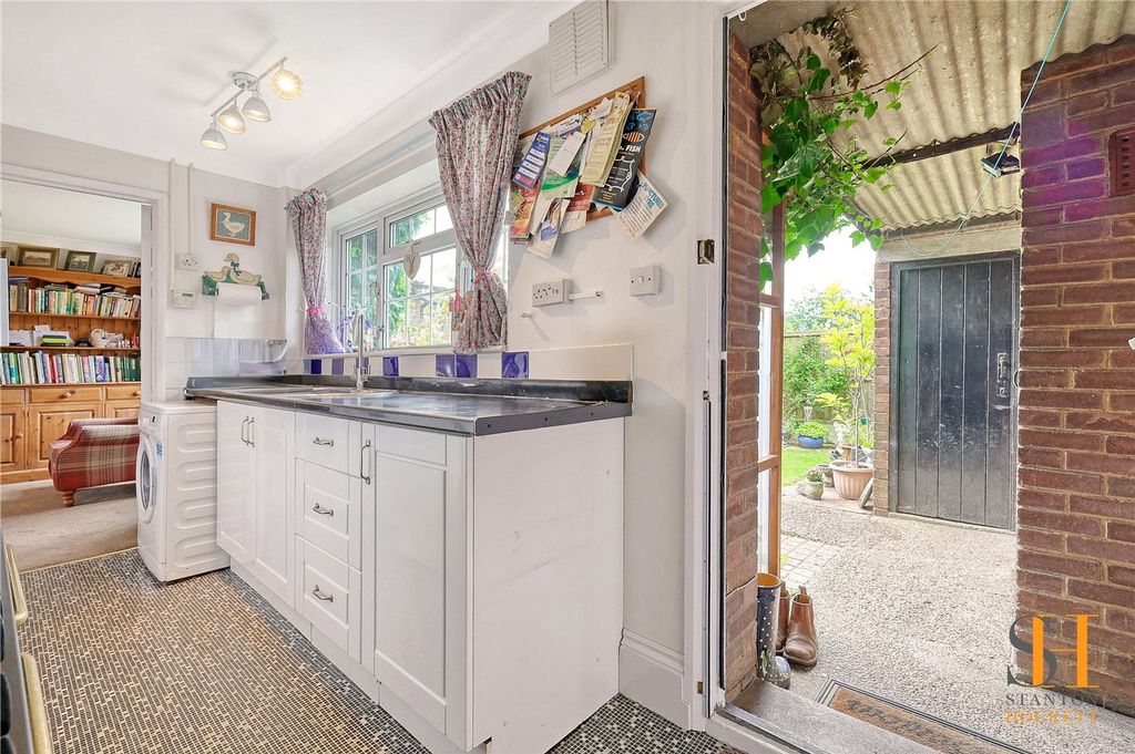 Property photo 3 of 11 Picture No. 14