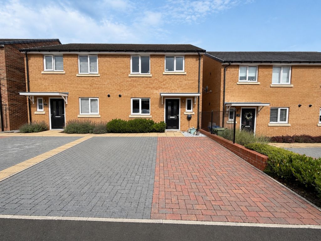 Property photo 1 of 25 51F2B53F-D60D-43EE-A713-D9641D042Fac