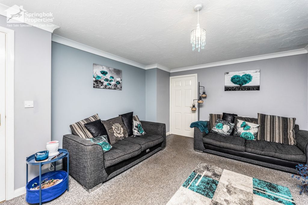 Property photo 3 of 20 Image 2