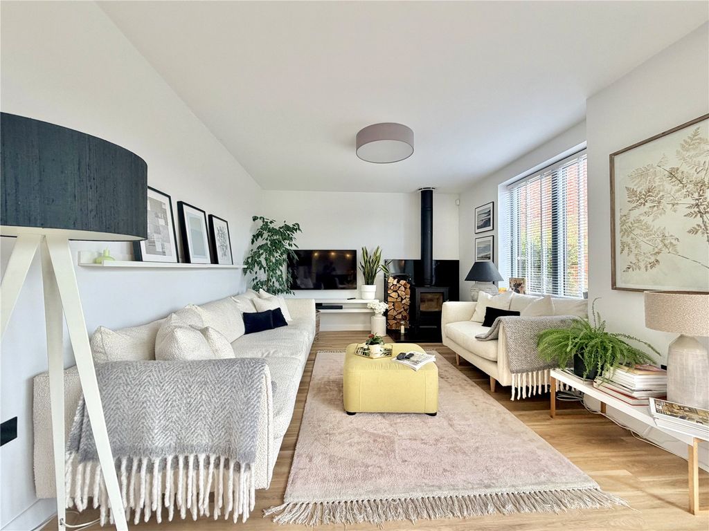 Property photo 3 of 20 Picture No. 06