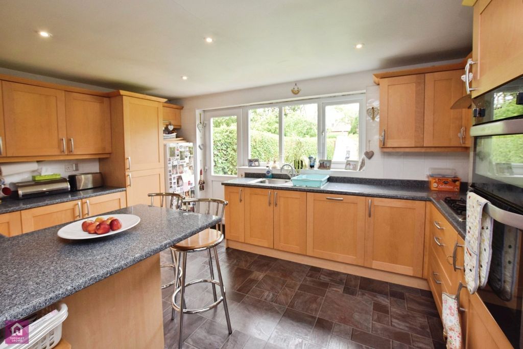 Property photo 2 of 20 Picture No. 06
