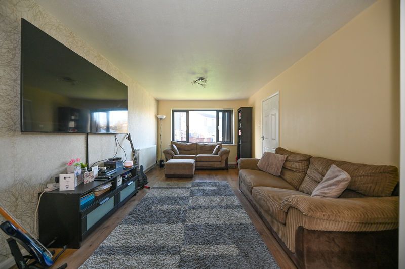 Property photo 3 of 16 Photo 26