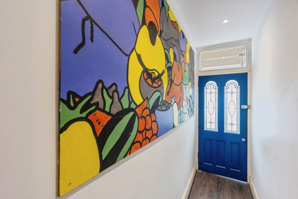 Property photo 2 of 14 Pbox-Img.Jpg
