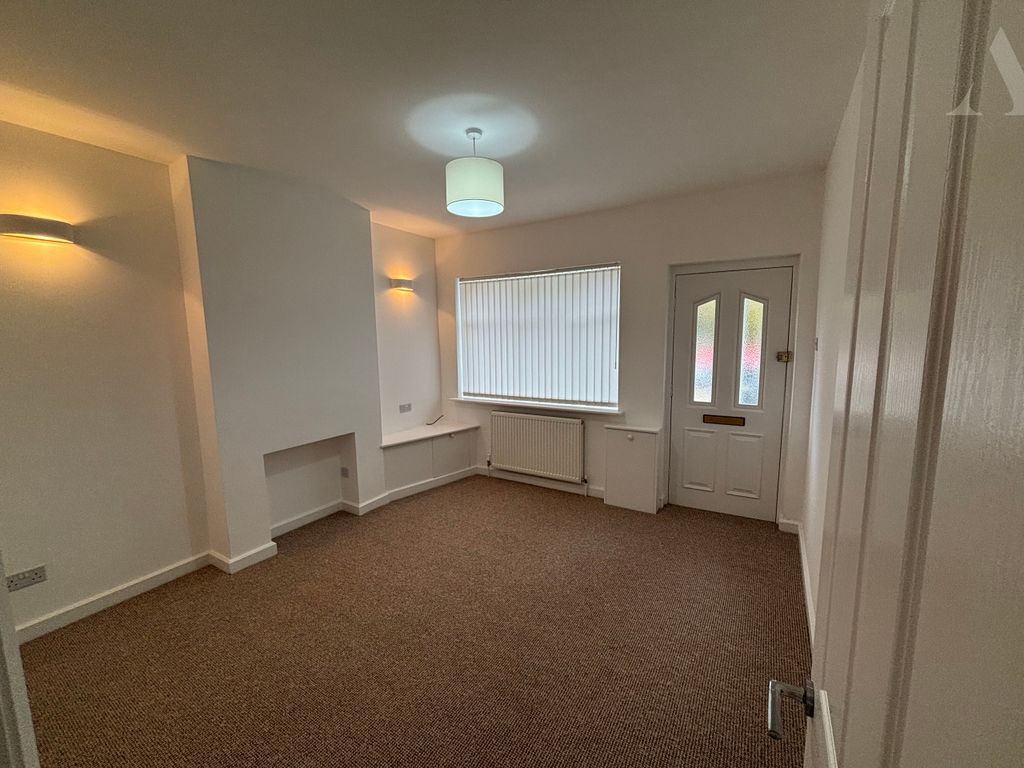 Property photo 2 of 14 43 St Margarets Road Front Reception Room.Jpeg