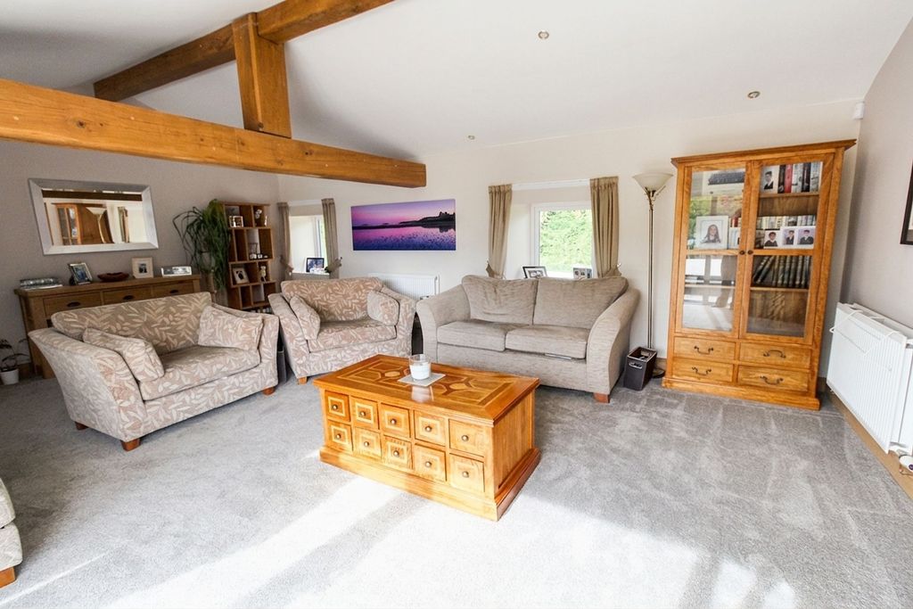 Property photo 3 of 47