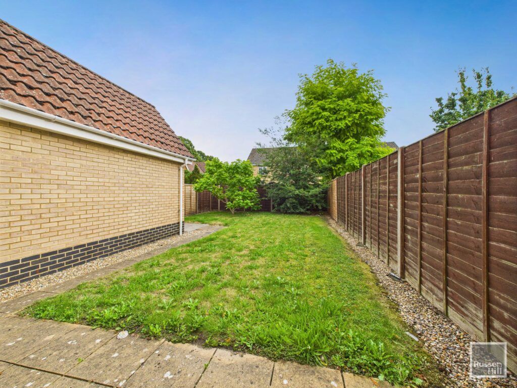 Property photo 3 of 13