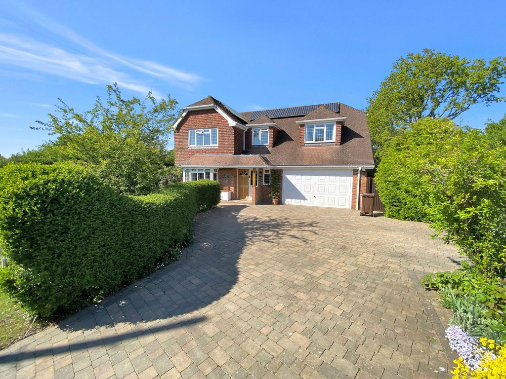 Property photo 1 of 28
