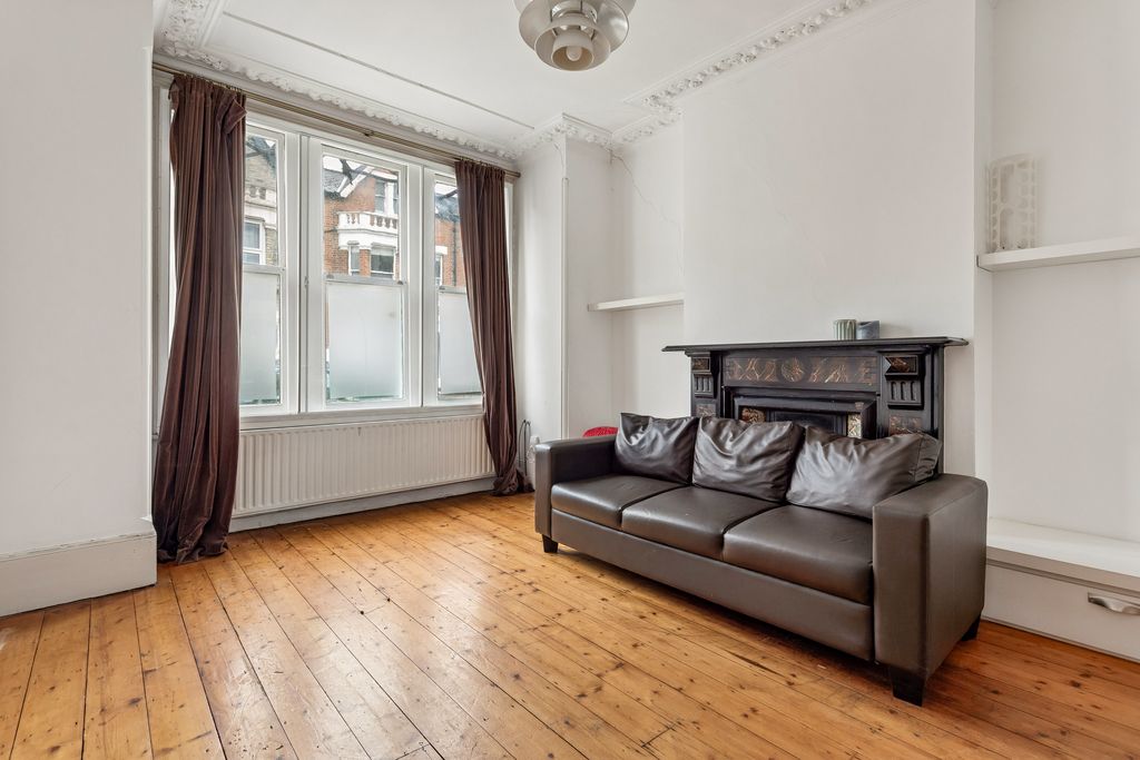 Property photo 2 of 14