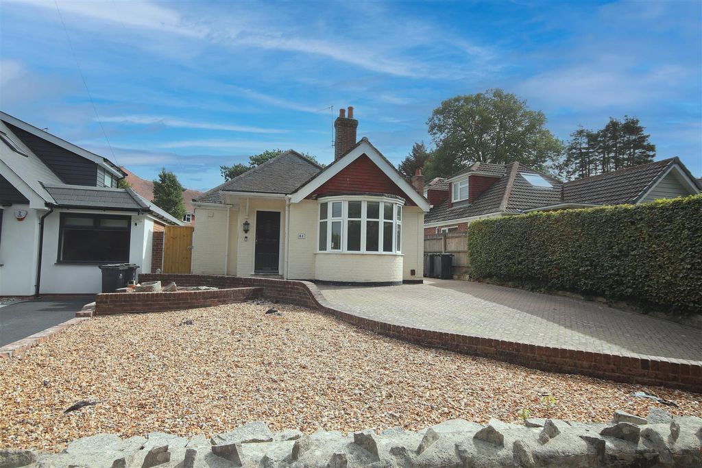 Property photo 1 of 8 External.Jpg