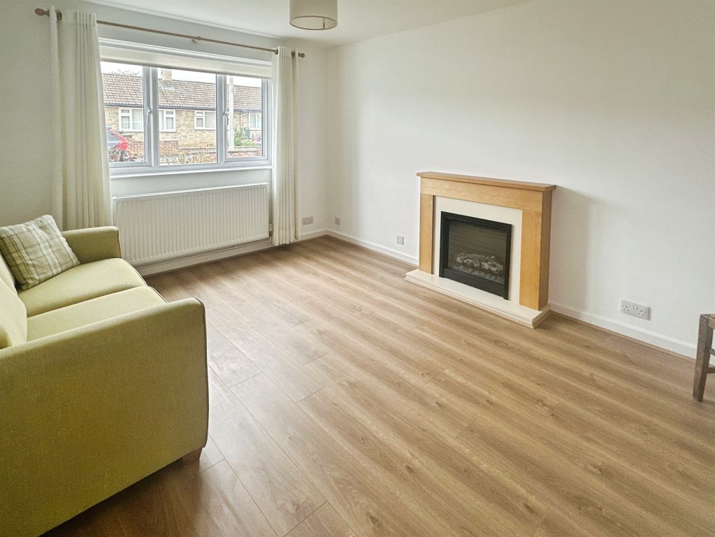 Property photo 3 of 14