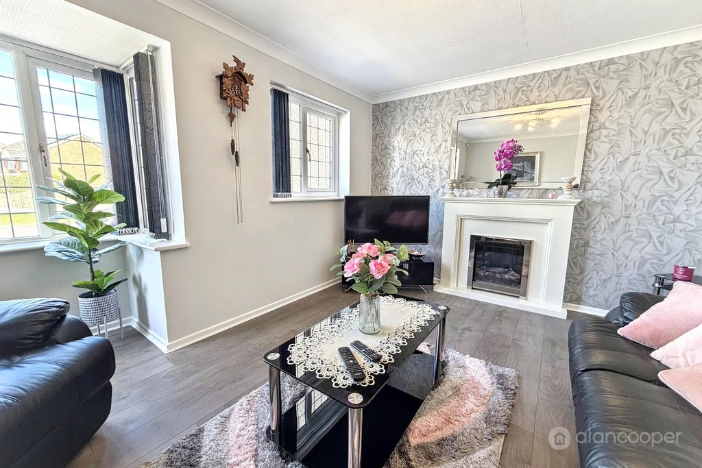 Property photo 2 of 15 5055233