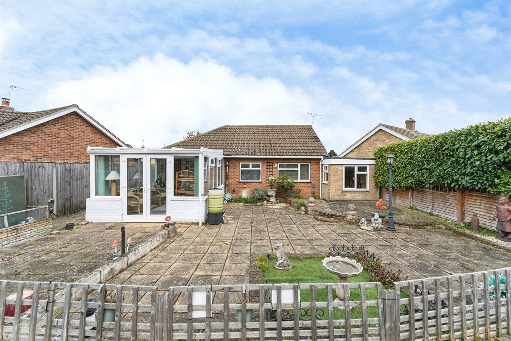 Property photo 3 of 16