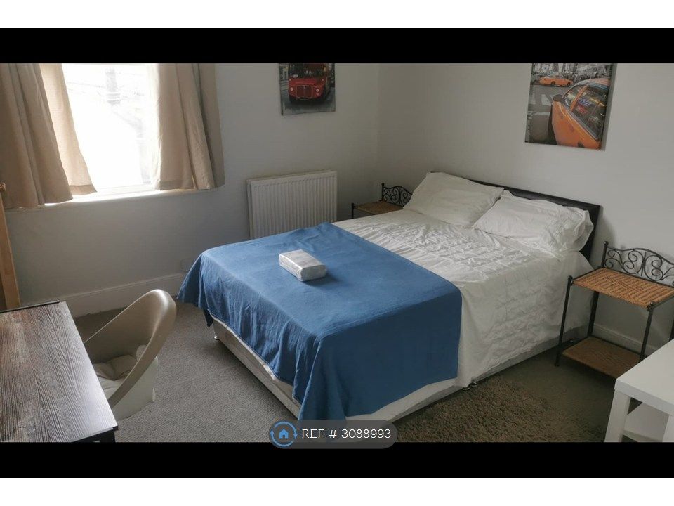 Property photo 3 of 6