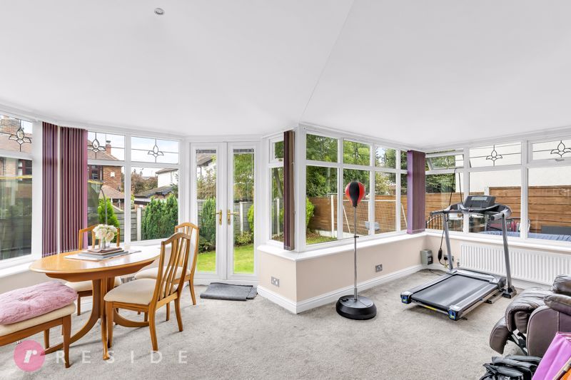 Property photo 3 of 23 Conservatory