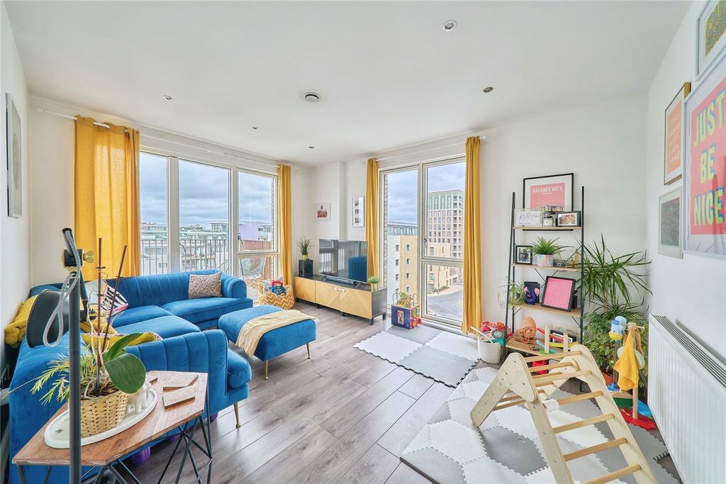 Property photo 2 of 19 Picture No. 04