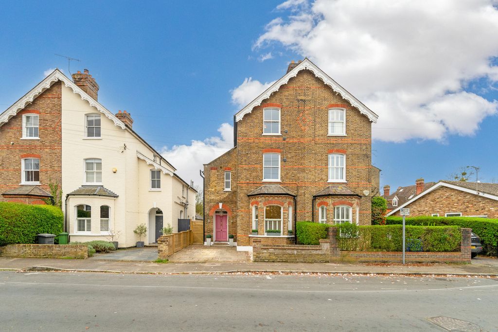 Property photo 1 of 21