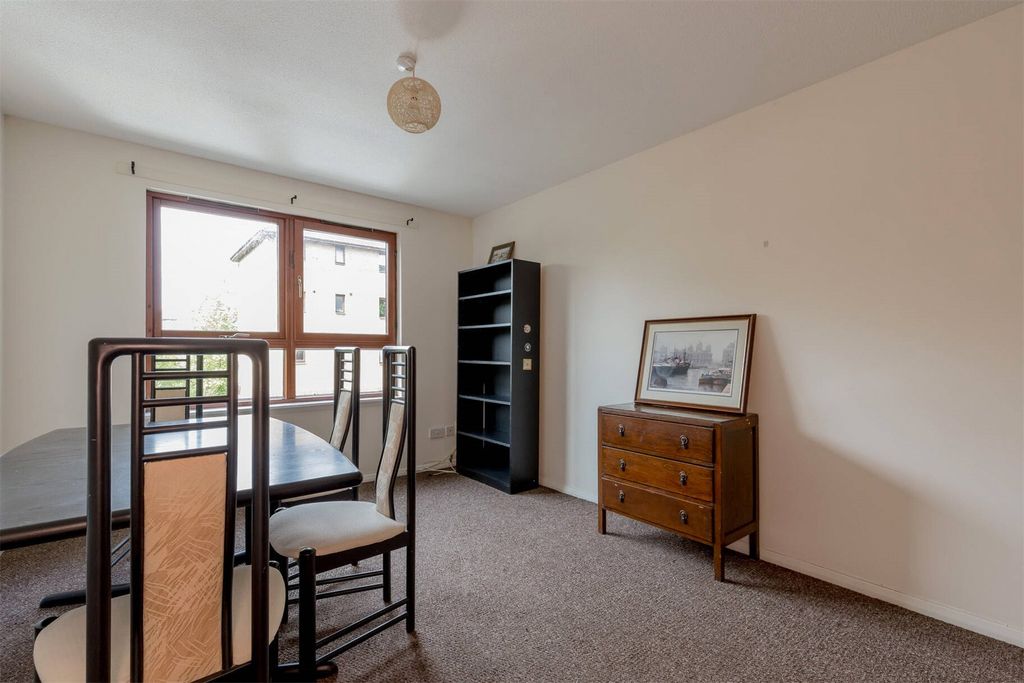 Property photo 3 of 14 Picture No. 11