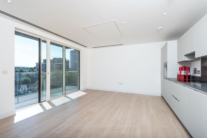 Property photo 1 of 12 Photo 6