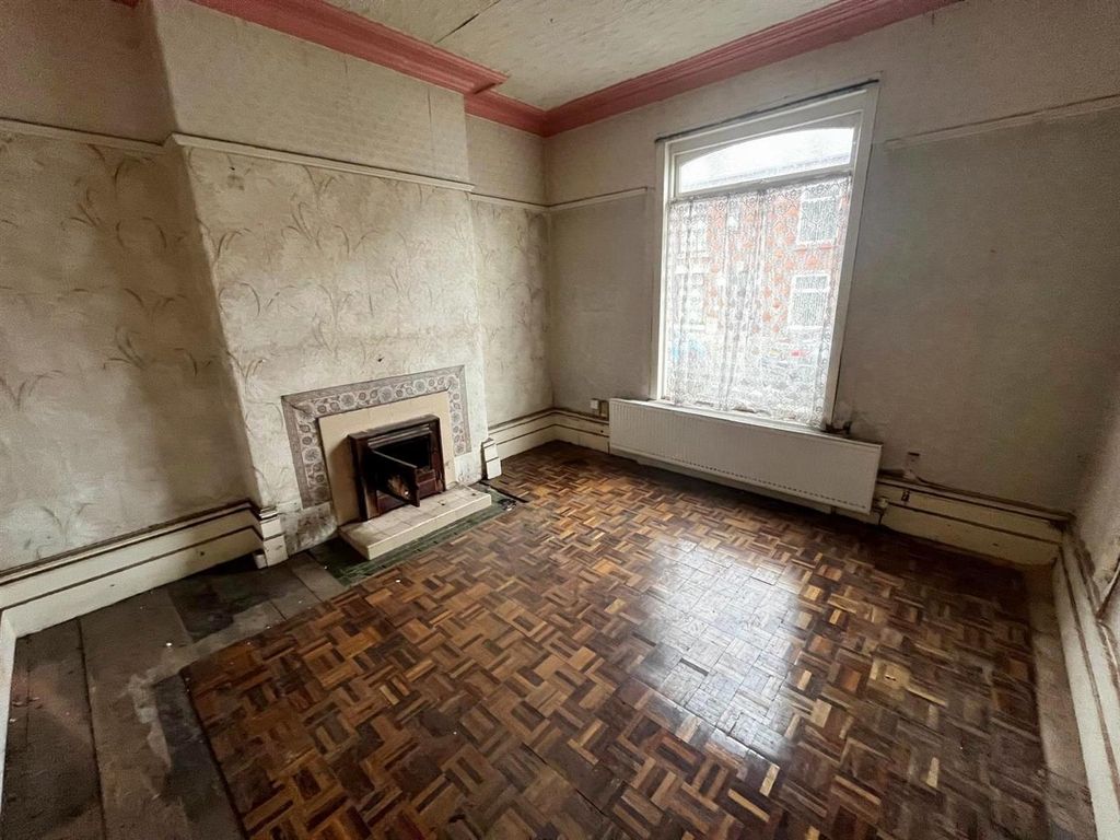 Property photo 3 of 9 Image (3).Png