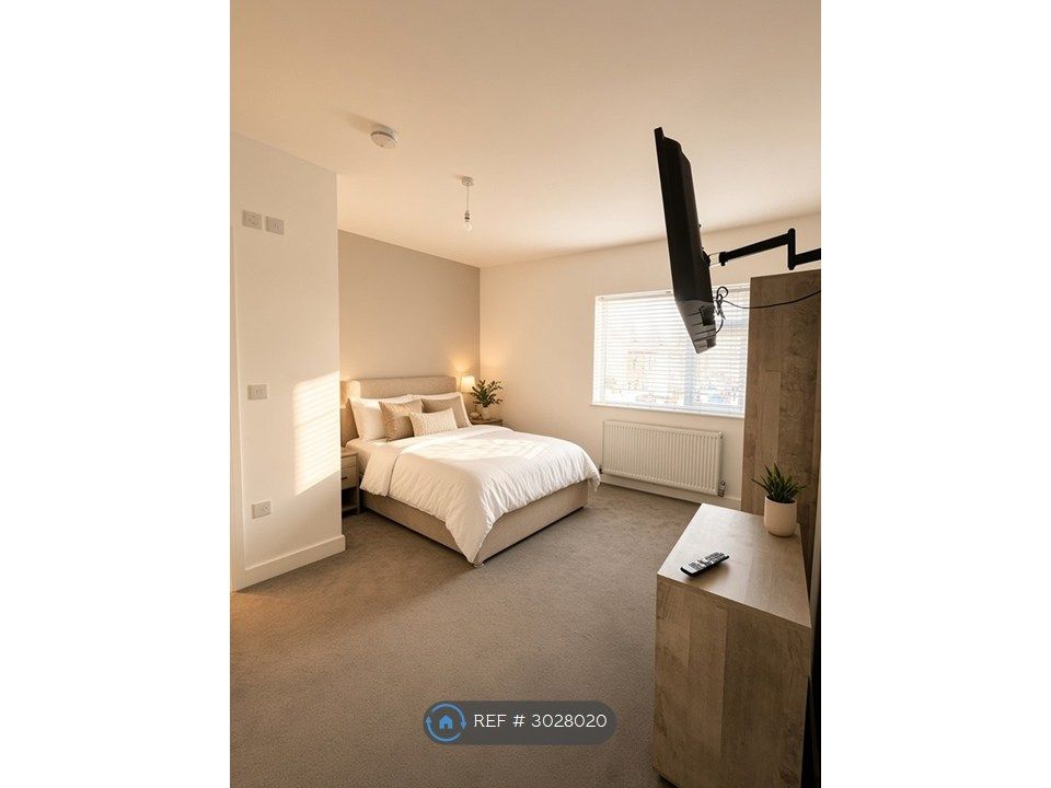 Property photo 3 of 3