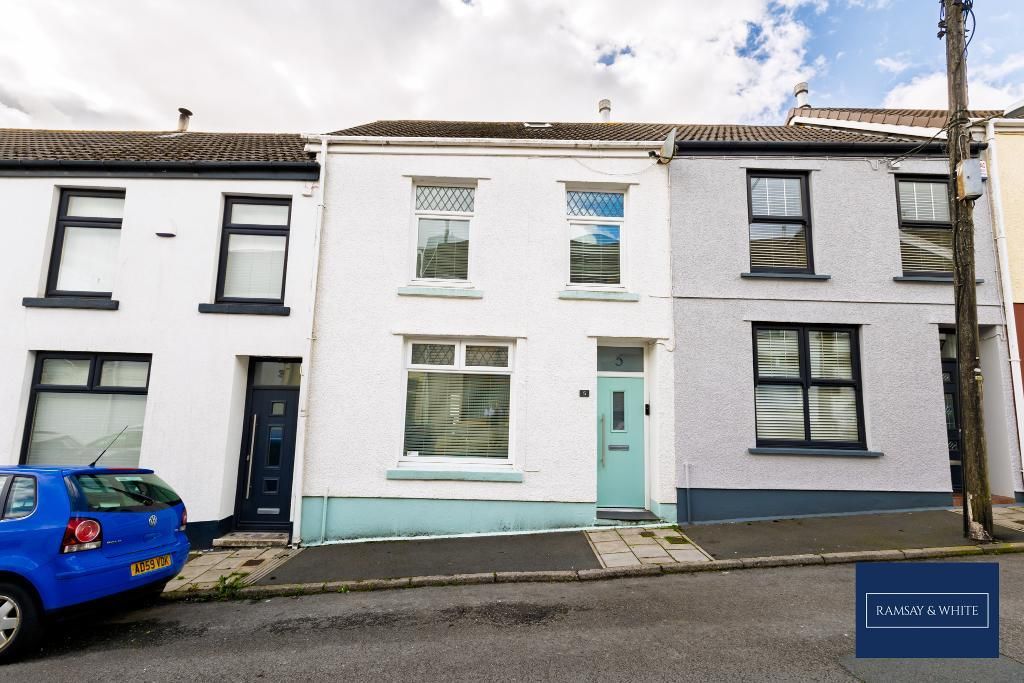 Property photo 1 of 19