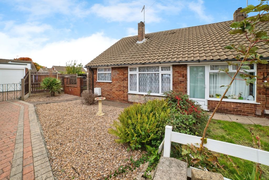 Property photo 1 of 17 Front