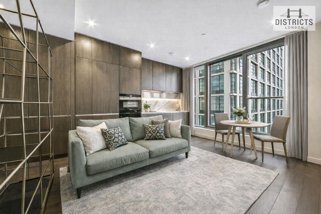 Property photo 1 of 7 Living Area.Jpg