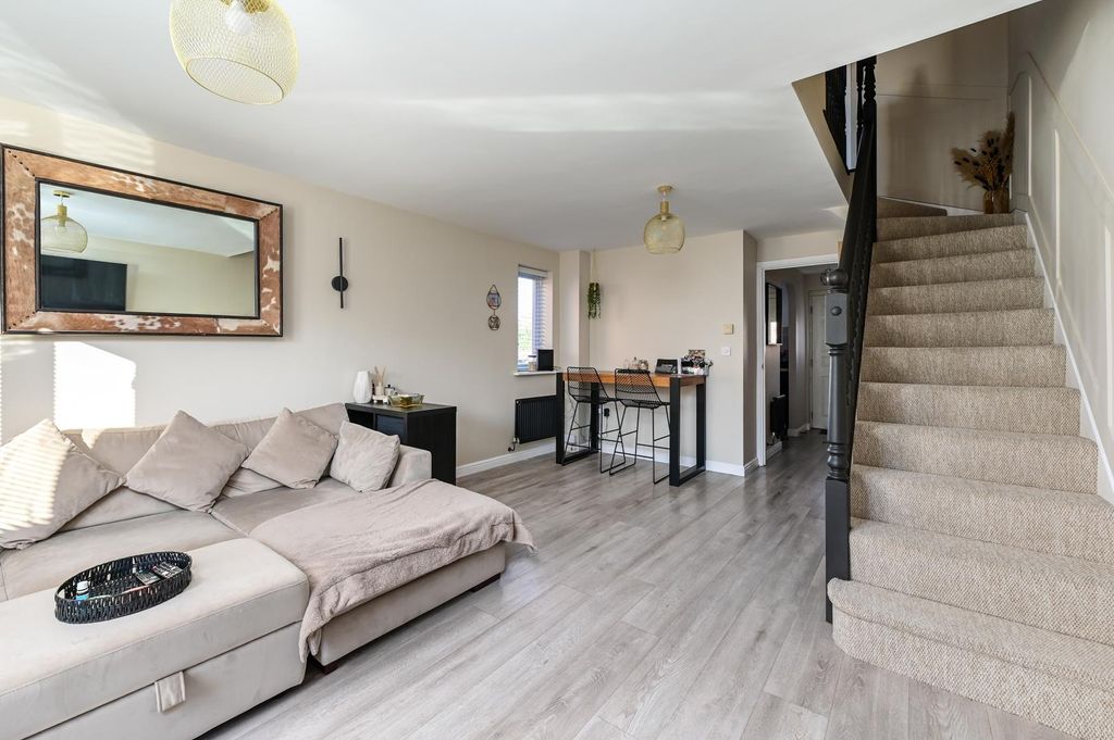 Property photo 3 of 10 Living/Dining Room