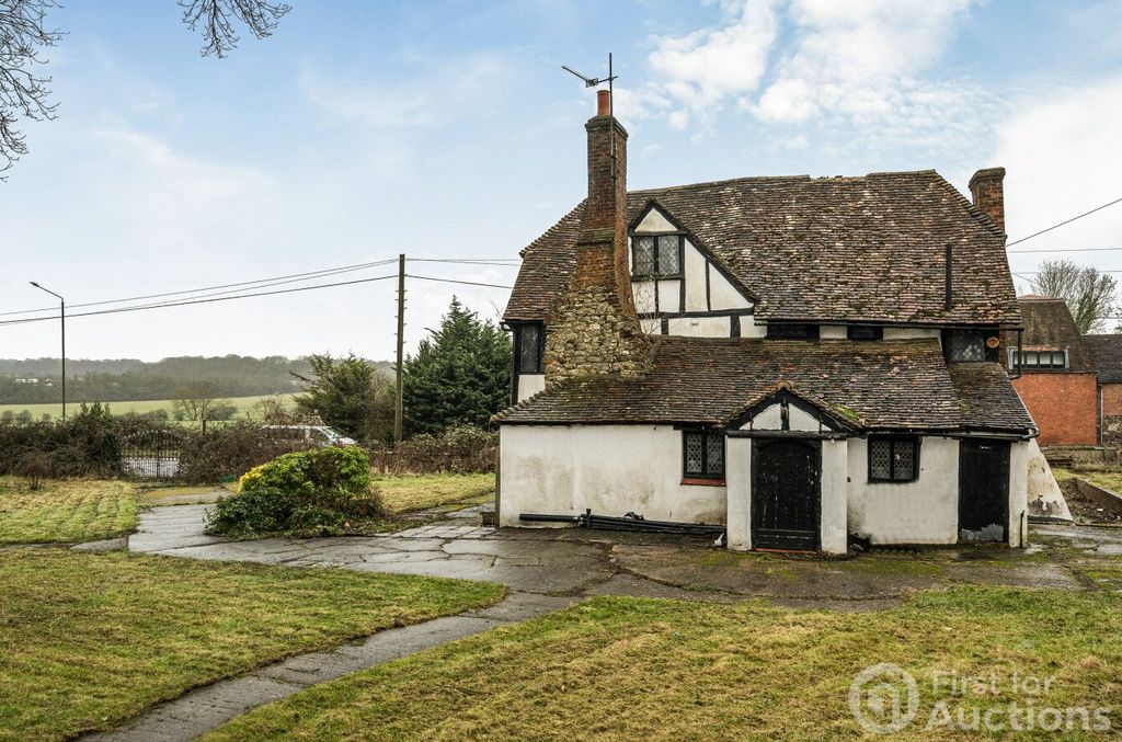 Property photo 2 of 20 Picture No. 02