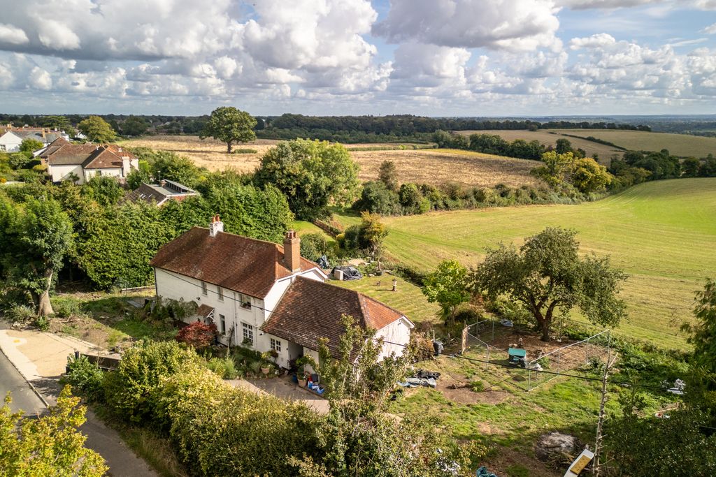 Property photo 2 of 21 Picture No. 02